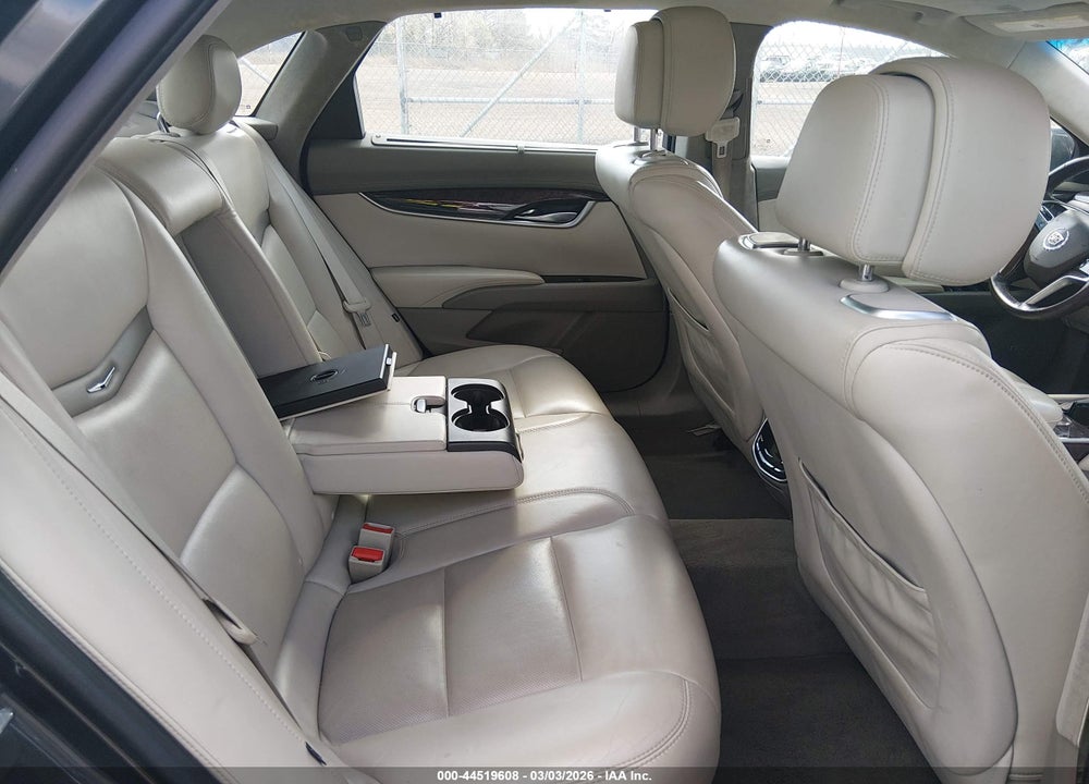 2013 CADILLAC XTS PLATINUM VIN: 2G61U5S35D9111753