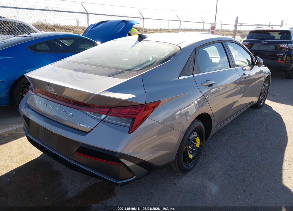 2025 HYUNDAI ELANTRA LIMITED VIN: KMHLP4DG3SU938217
