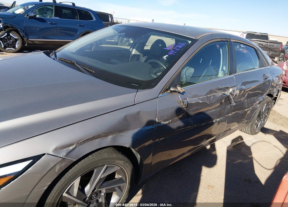 2025 HYUNDAI ELANTRA LIMITED VIN: KMHLP4DG3SU938217