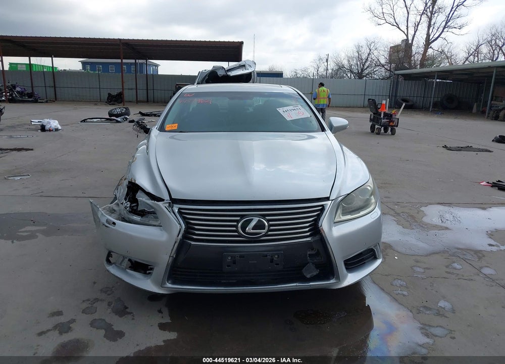 2014 LEXUS LS 460 VIN: JTHBL5EF0E5125986