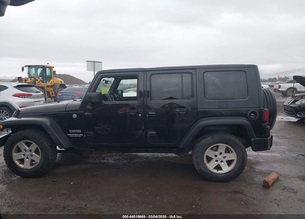 2010 JEEP WRANGLER UNLIMITED SPORT VIN: 1J4HA3H17AL163785