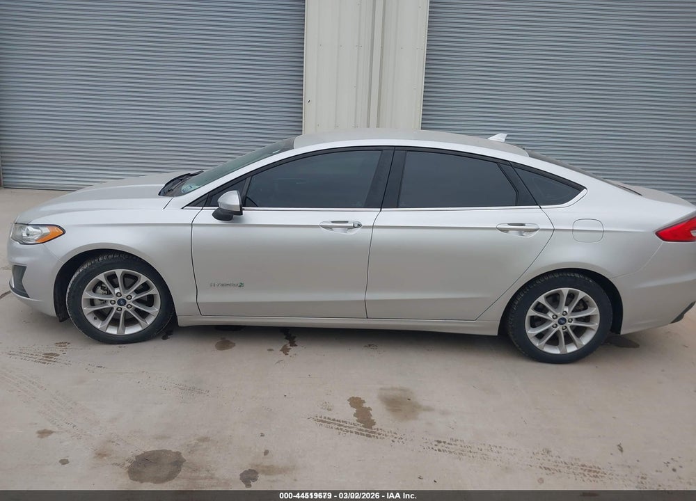 2019 FORD FUSION HYBRID SE VIN: 3FA6P0LU1KR275339