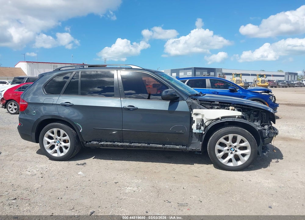 2013 BMW X5 XDRIVE35I/XDRIVE35I PREMIUM/XDRIVE35I SPORT ACTIVITY VIN: 5UXZV4C51D0B05175
