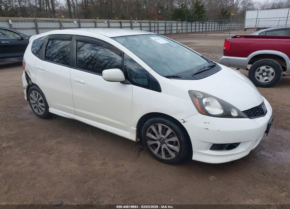 2012 HONDA FIT SPORT VIN: JHMGE8H56CC031236