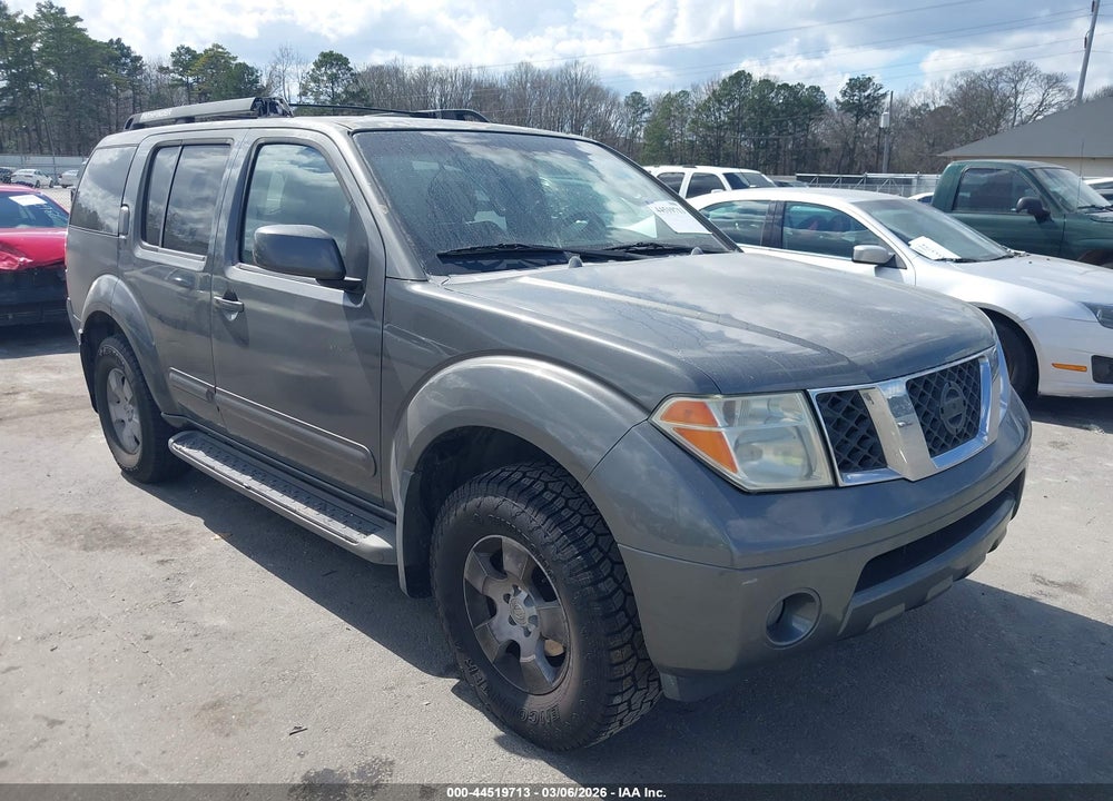 2005 NISSAN PATHFINDER SE VIN: 5N1AR18U65C730195