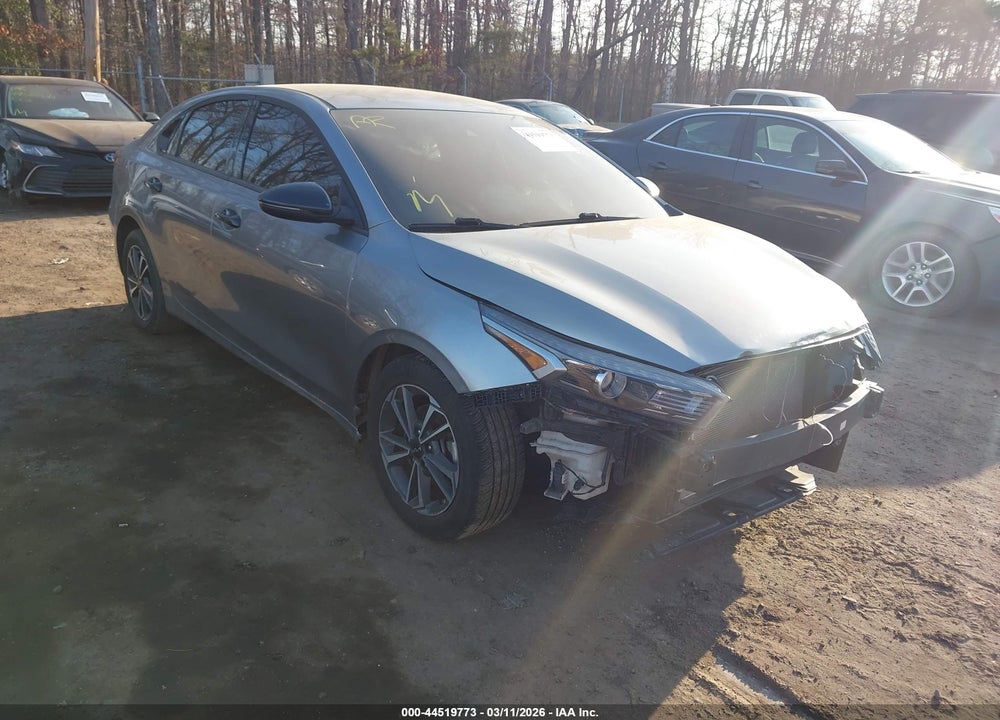 2024 KIA FORTE LXS VIN: 3KPF24AD7RE810002