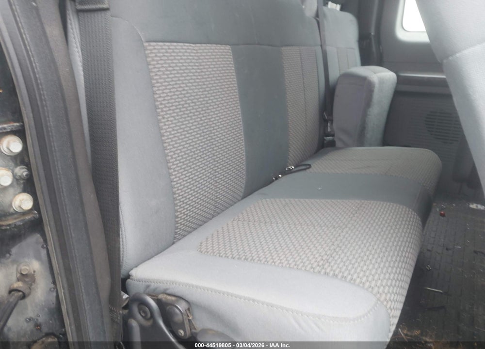 2015 FORD F-250 XL VIN: 1FT7X2B64FEB89500