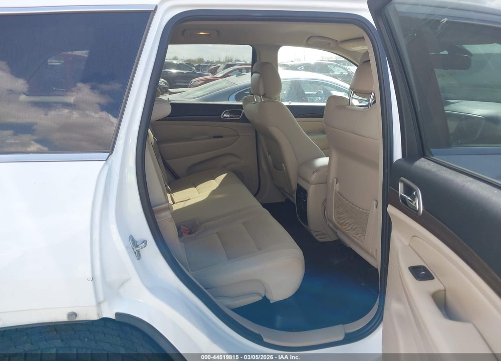 2014 JEEP GRAND CHEROKEE LAREDO VIN: 1C4RJEAG0EC124658