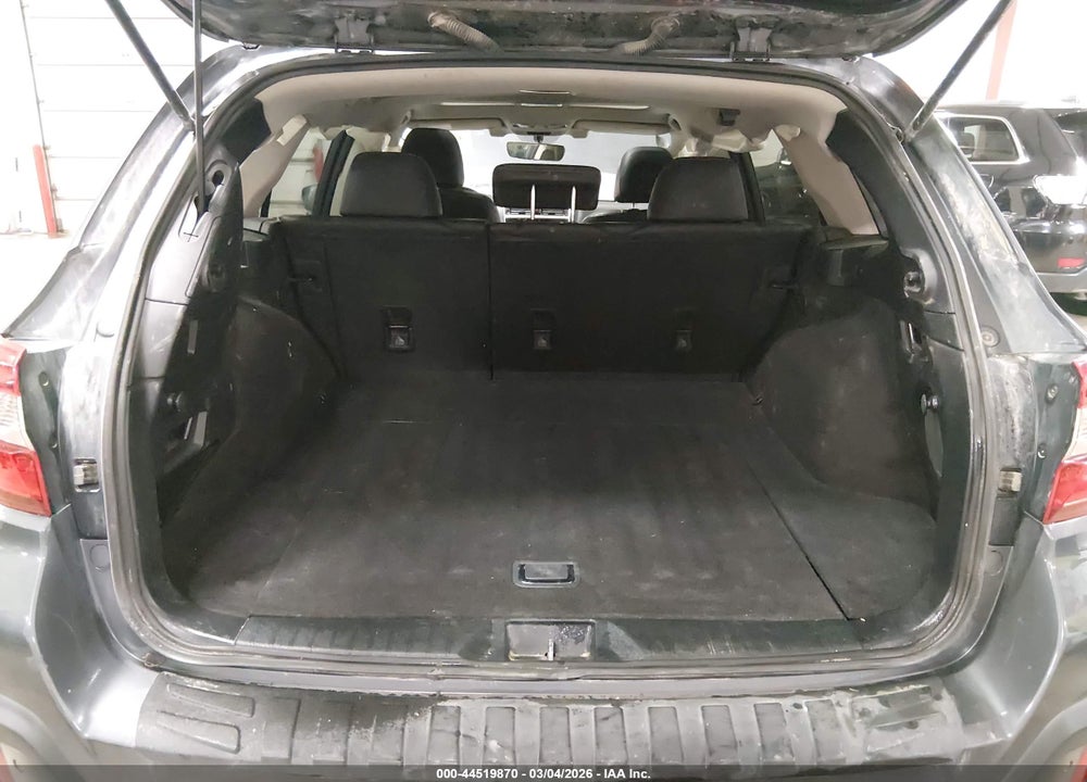 2019 SUBARU OUTBACK 2.5I LIMITED VIN: 4S4BSANC3K3284300