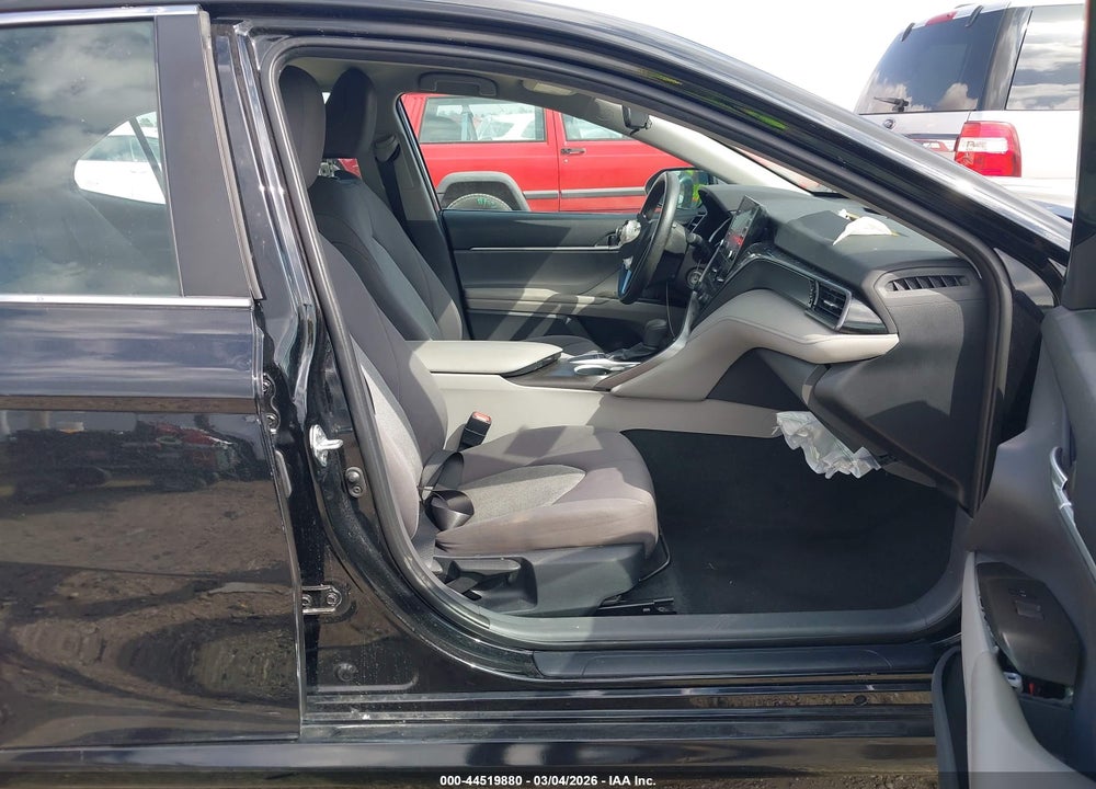 2022 TOYOTA CAMRY LE VIN: 4T1C11AK3NU711641