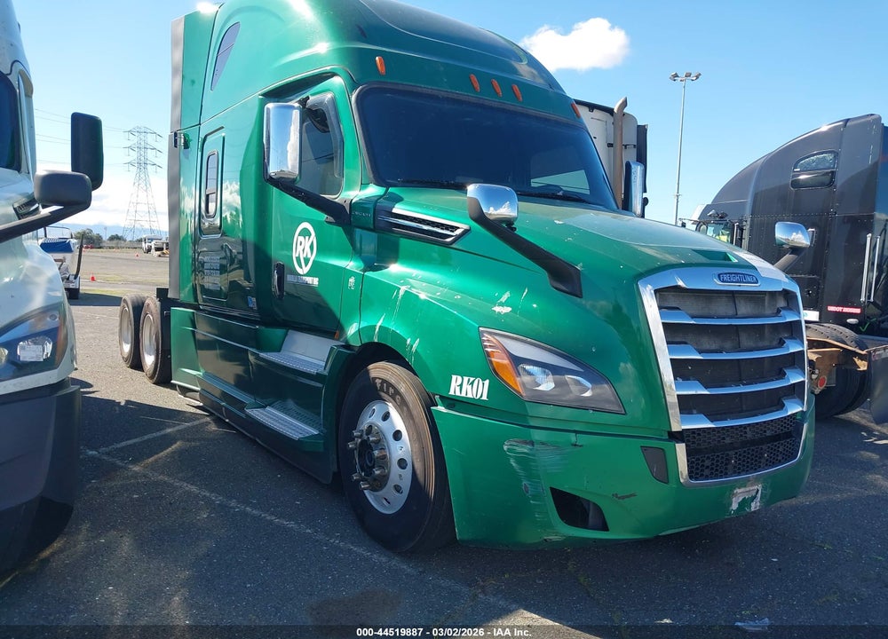 2020 FREIGHTLINER NEW CASCADIA 126 VIN: 3AKJHHDR8LSLN9553