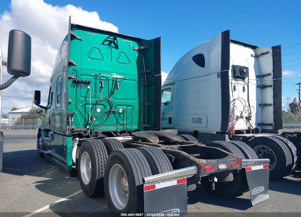 2020 FREIGHTLINER NEW CASCADIA 126 VIN: 3AKJHHDR8LSLN9553
