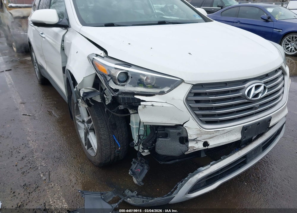 2018 HYUNDAI SANTA FE SE ULTIMATE VIN: KM8SRDHF8JU275541