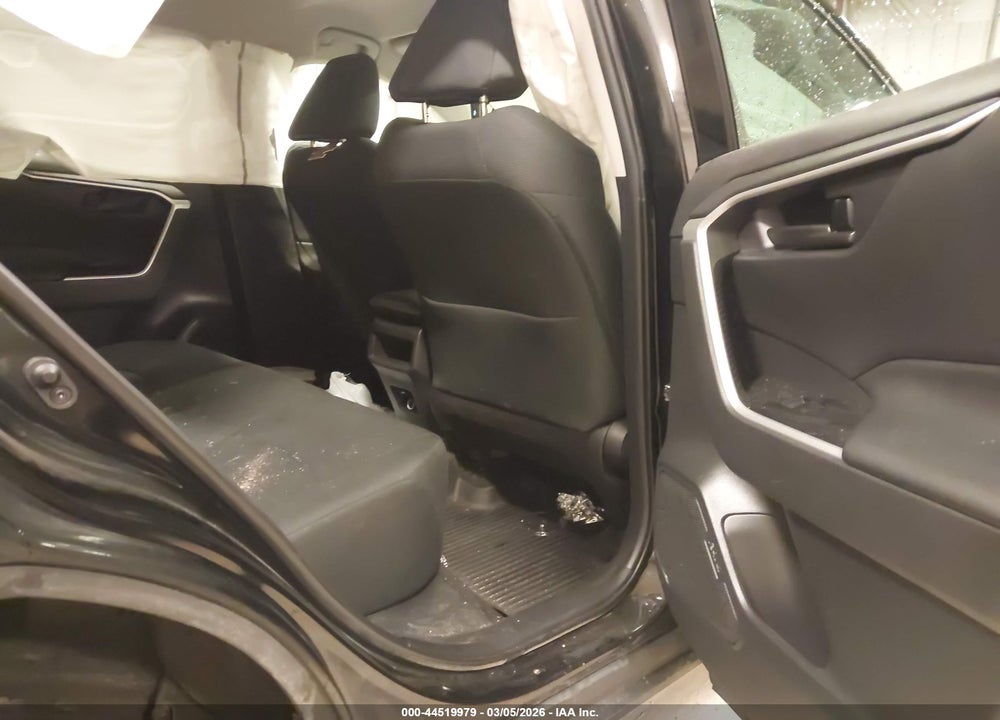 2021 TOYOTA RAV4 LE VIN: 2T3F1RFV9MC233537