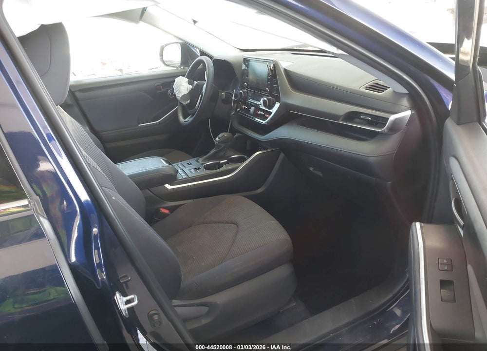 2022 TOYOTA HIGHLANDER LE VIN: 5TDBZRBH6NS584236