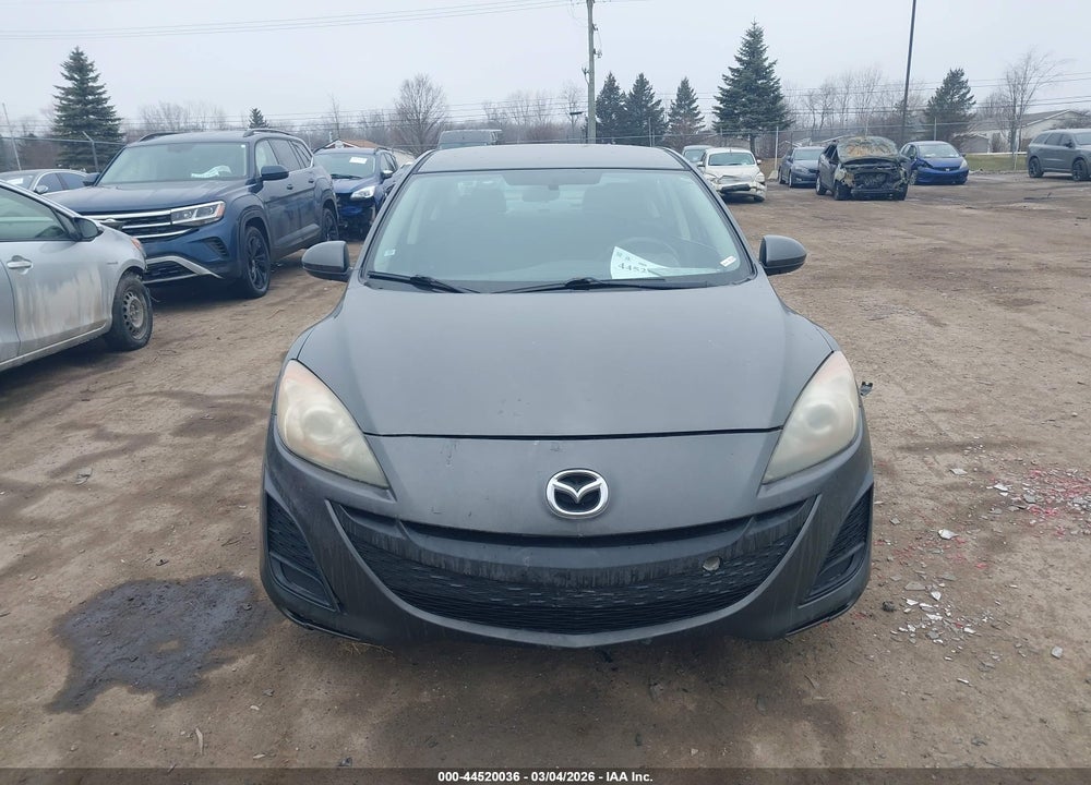 2011 MAZDA 3 I TOURING VIN: JM1BL1VF2B1362136