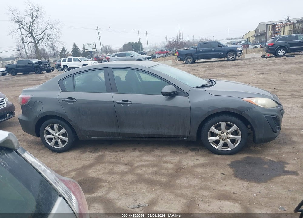 2011 MAZDA 3 I TOURING VIN: JM1BL1VF2B1362136