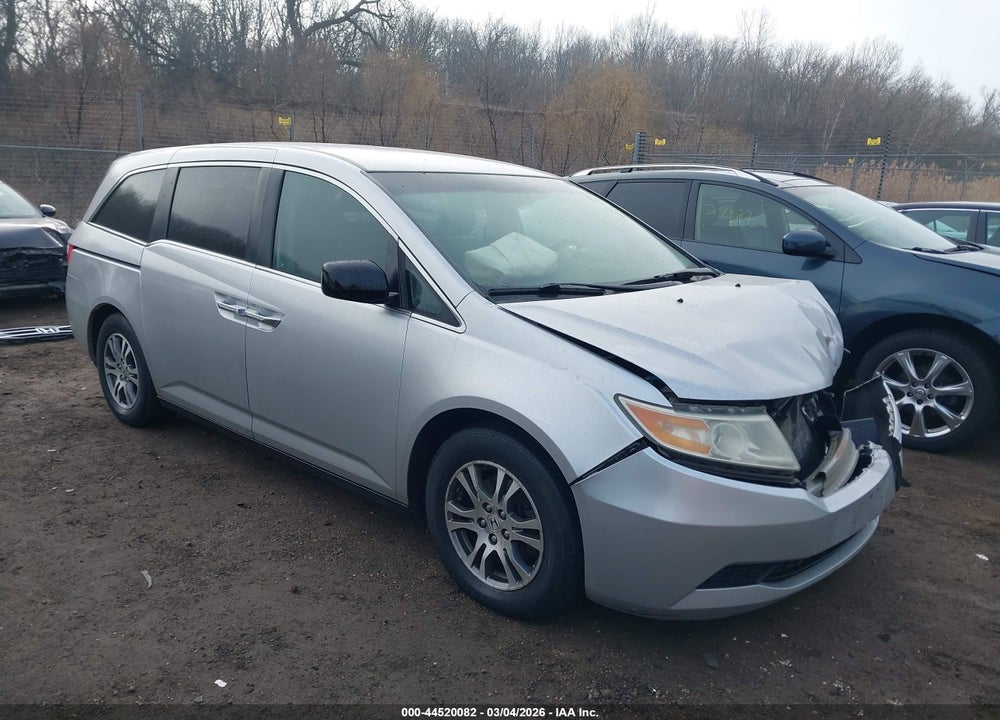 2011 HONDA ODYSSEY EX VIN: 5FNRL5H46BB082064