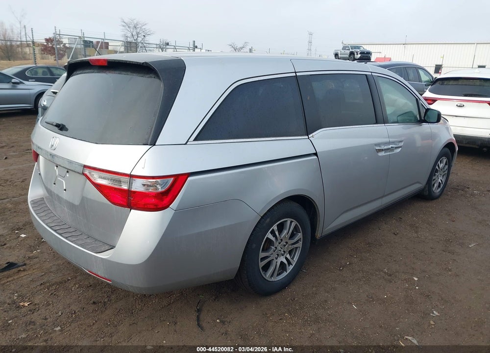 2011 HONDA ODYSSEY EX VIN: 5FNRL5H46BB082064