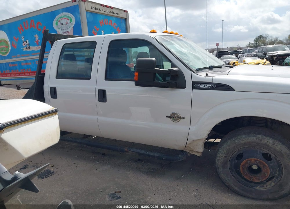 2013 FORD F-350 CHASSIS XL VIN: 1FD8W3GT0DEA62845