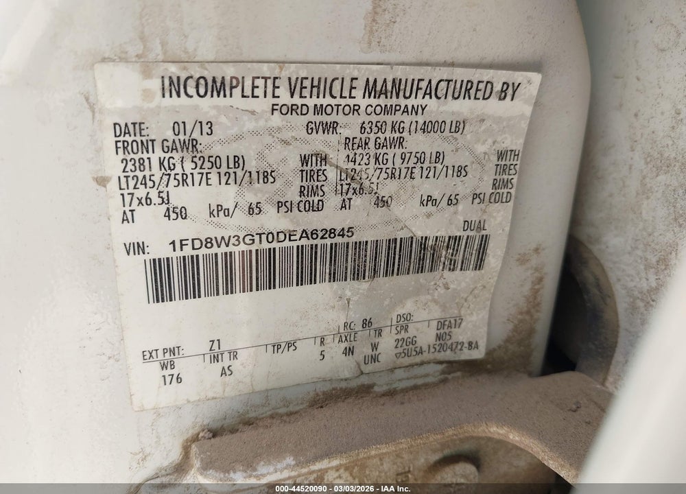 2013 FORD F-350 CHASSIS XL VIN: 1FD8W3GT0DEA62845