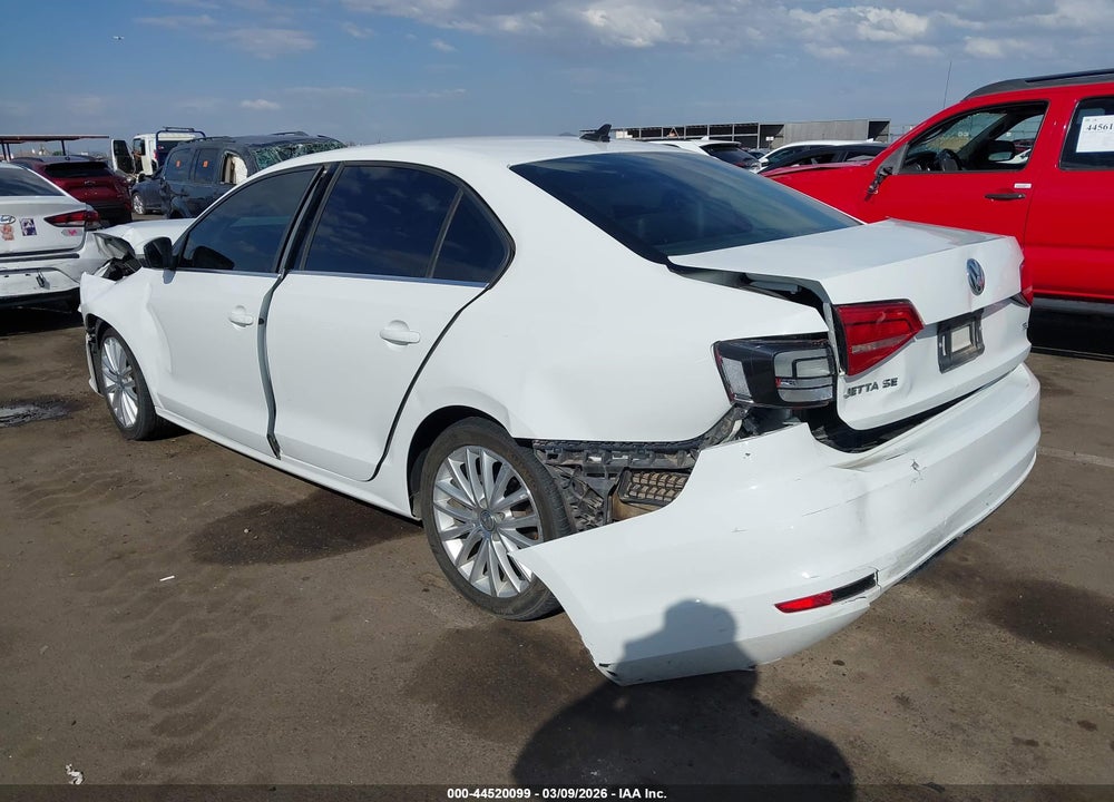 2015 VOLKSWAGEN JETTA 1.8T SE VIN: 3VWD17AJ5FM421391