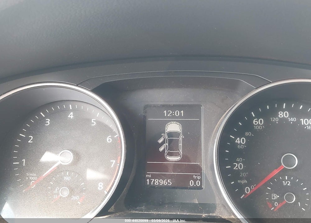 2015 VOLKSWAGEN JETTA 1.8T SE VIN: 3VWD17AJ5FM421391