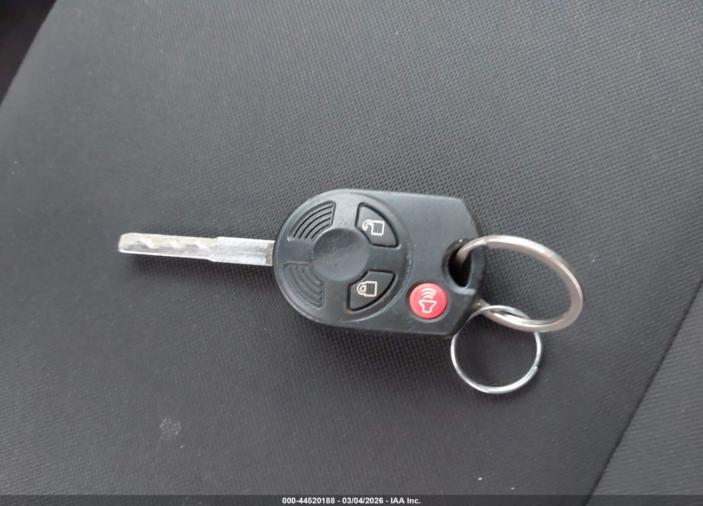 2014 FORD ESCAPE S VIN: 1FMCU0F7XEUE34766