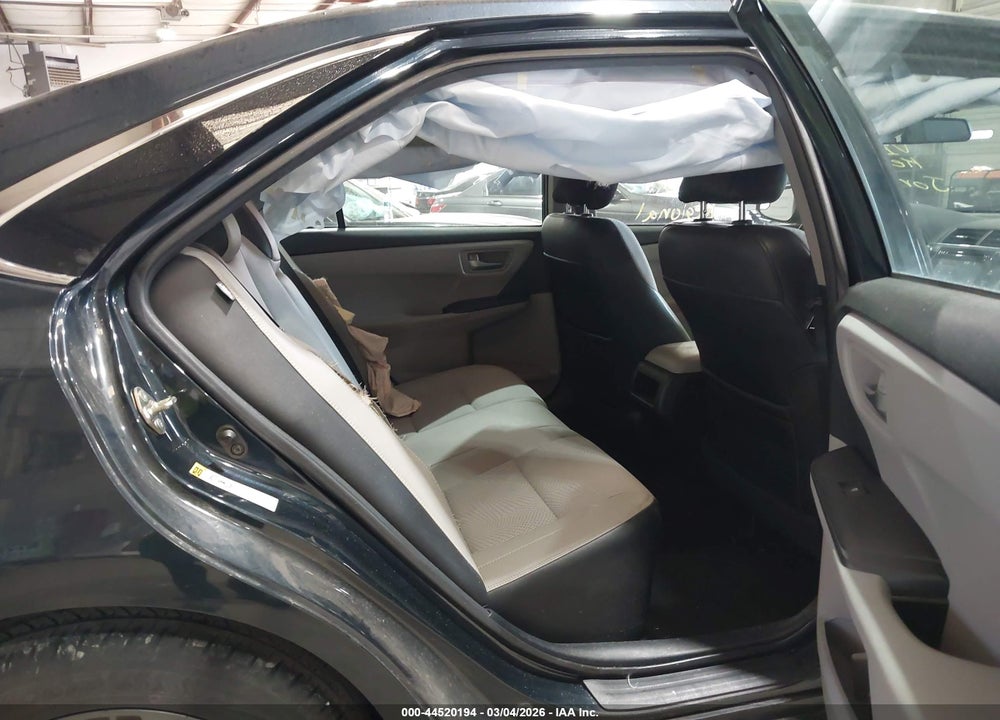 2016 TOYOTA CAMRY SE VIN: 4T1BF1FK6GU255921