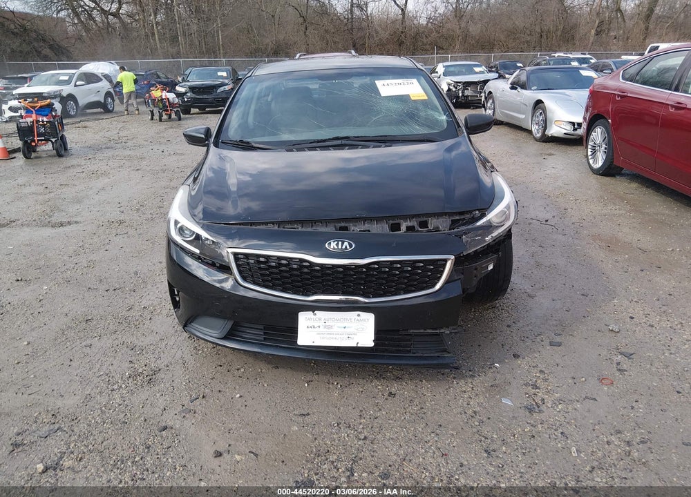 2017 KIA FORTE LX VIN: 3KPFK4A71HE044440