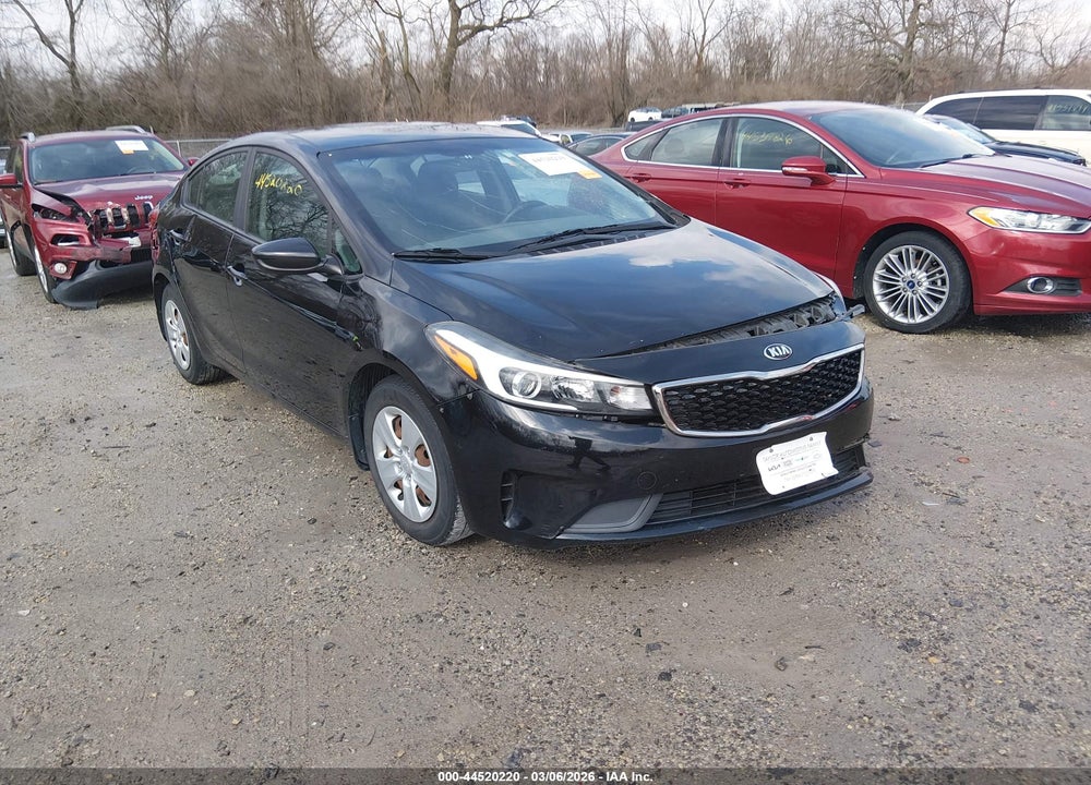 2017 KIA FORTE LX VIN: 3KPFK4A71HE044440