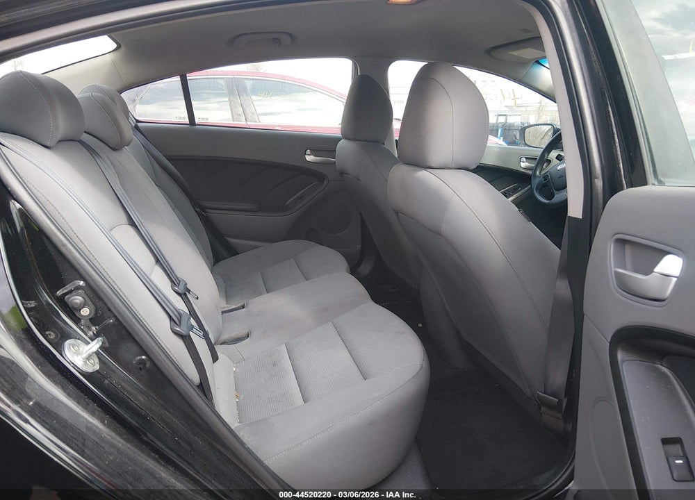 2017 KIA FORTE LX VIN: 3KPFK4A71HE044440