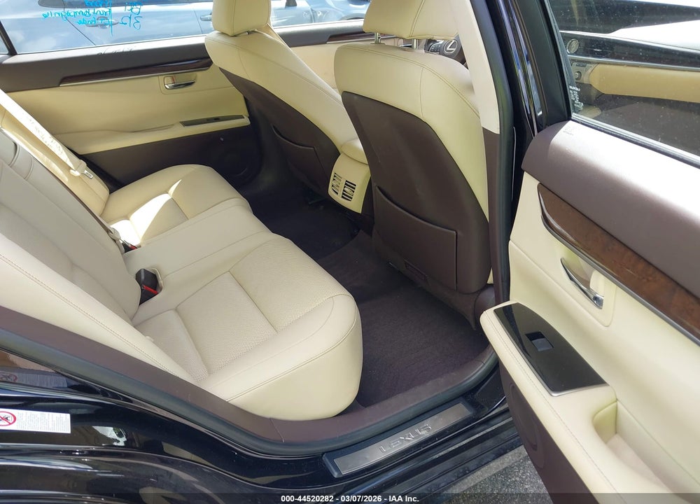 2016 LEXUS ES 350 VIN: JTHBK1GG9G2216132