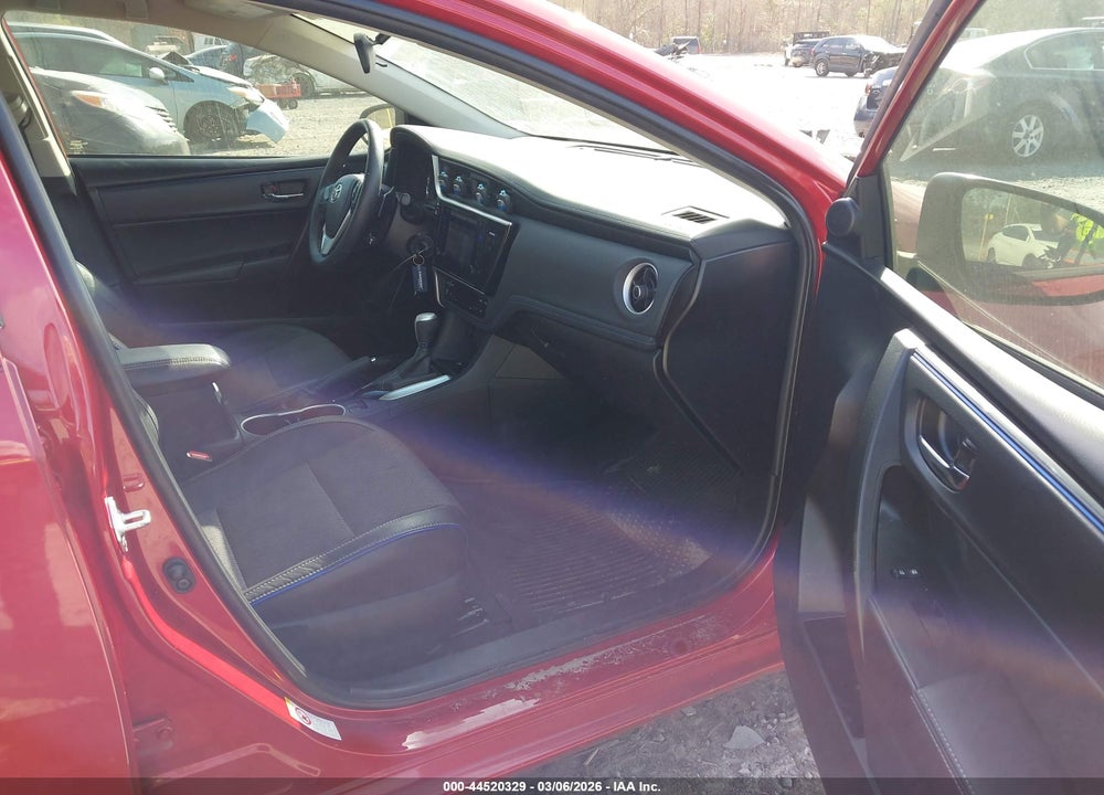 2017 TOYOTA COROLLA SE VIN: 2T1BURHE9HC774475