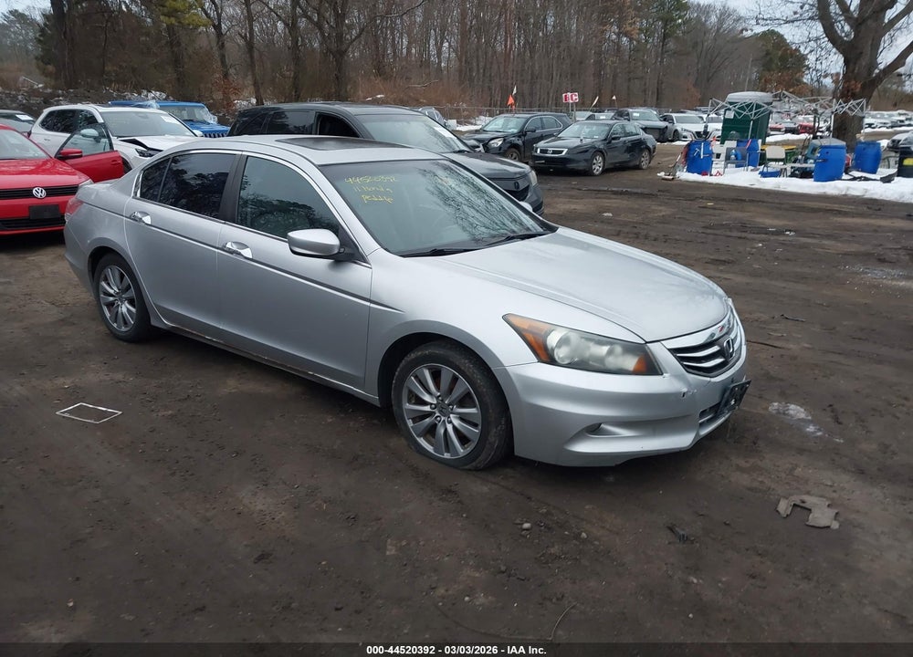 2011 HONDA ACCORD 3.5 EX-L VIN: 1HGCP3F84BA032682