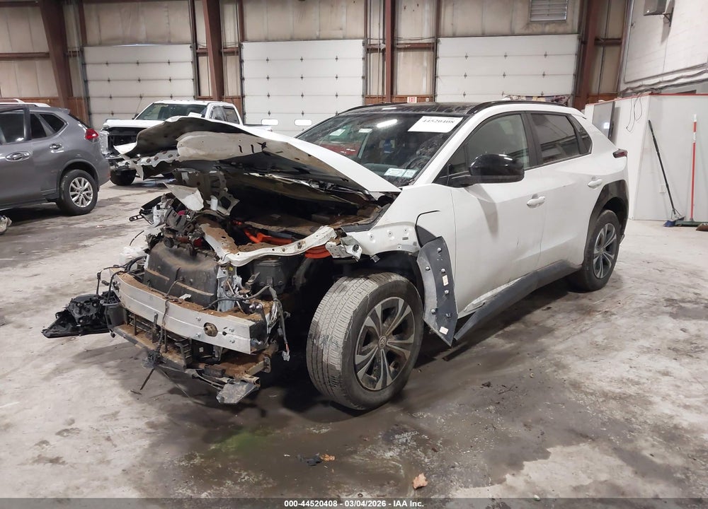 2025 TOYOTA BZ4X XLE VIN: JTMAAAAA8SA073905