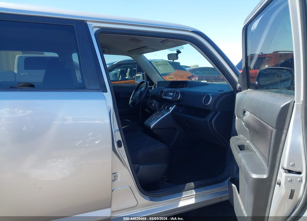 2009 SCION XB VIN: JTLKE50E291087981