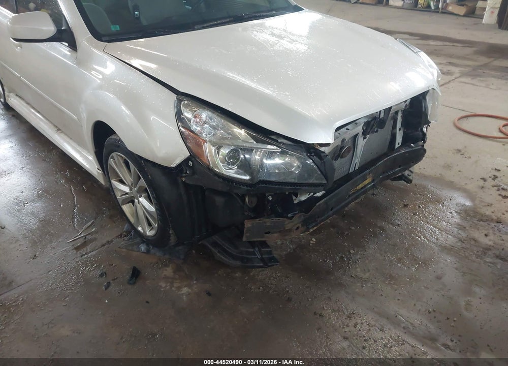 2013 SUBARU LEGACY 2.5I PREMIUM VIN: 4S3BMBC66D3022632