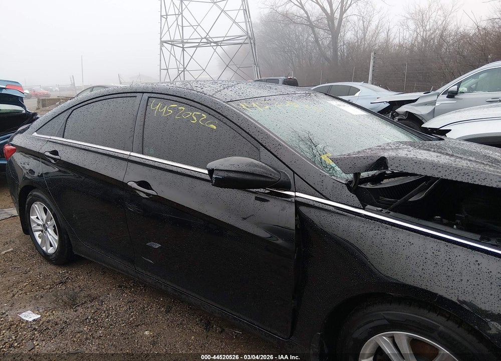 2013 HYUNDAI SONATA GLS VIN: 5NPEB4AC5DH742015