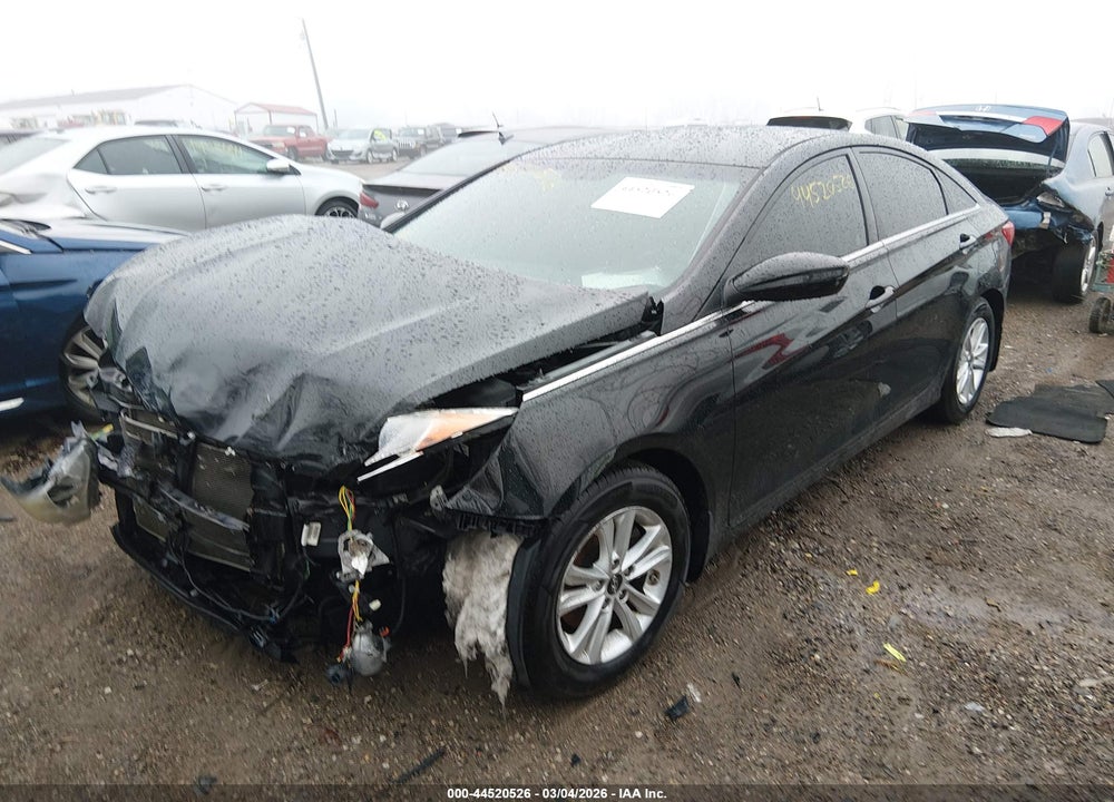 2013 HYUNDAI SONATA GLS VIN: 5NPEB4AC5DH742015