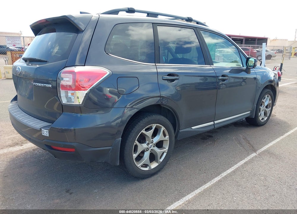2018 SUBARU FORESTER 2.5I TOURING VIN: JF2SJAWC4JH555048