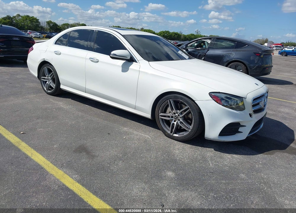 2018 MERCEDES-BENZ E 300 VIN: WDDZF4JBXJA334244