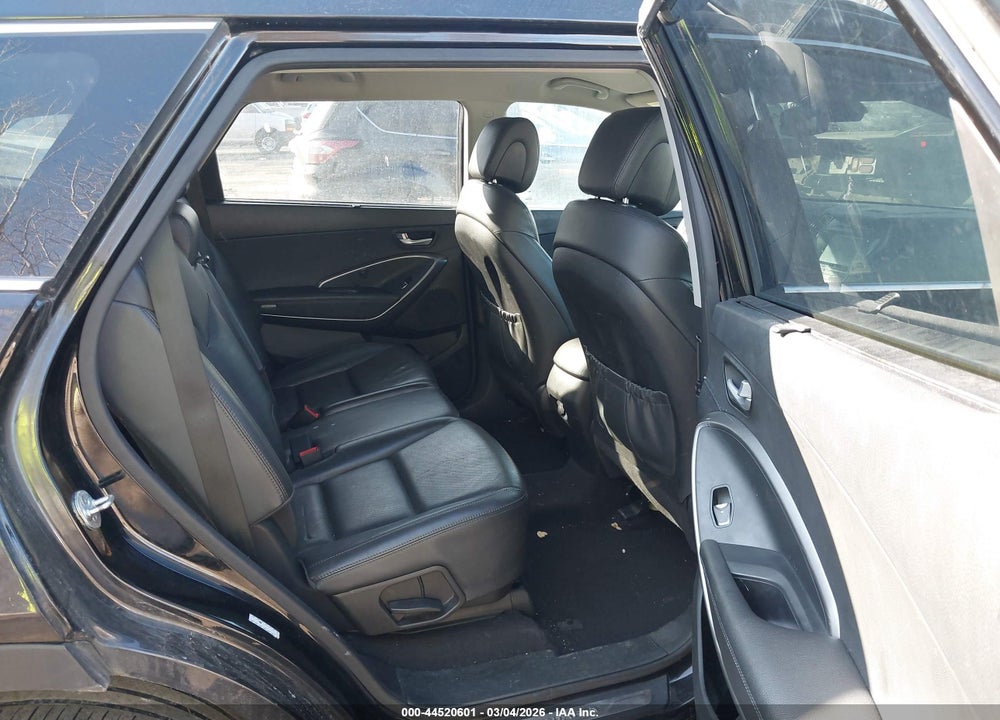 2018 HYUNDAI SANTA FE SE VIN: KM8SN4HF2JU258889
