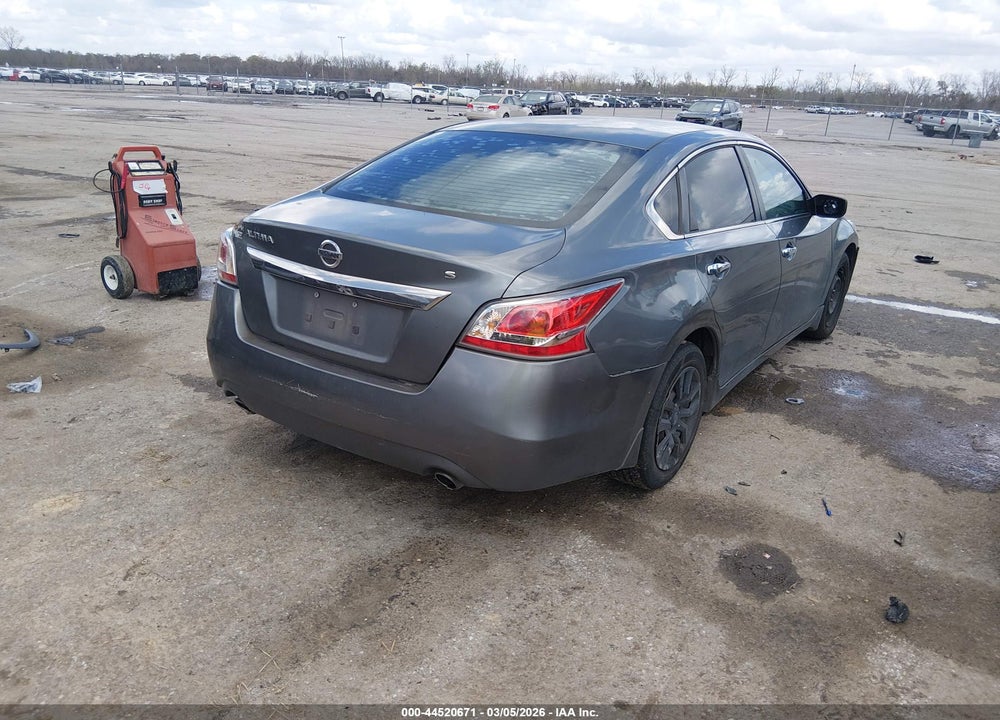 2015 NISSAN ALTIMA 2.5 S VIN: 1N4AL3AP4FN880324