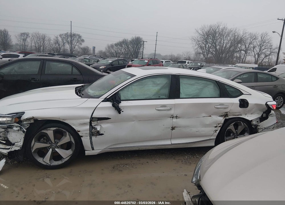 2018 HONDA ACCORD TOURING VIN: 1HGCV1F9XJA140354