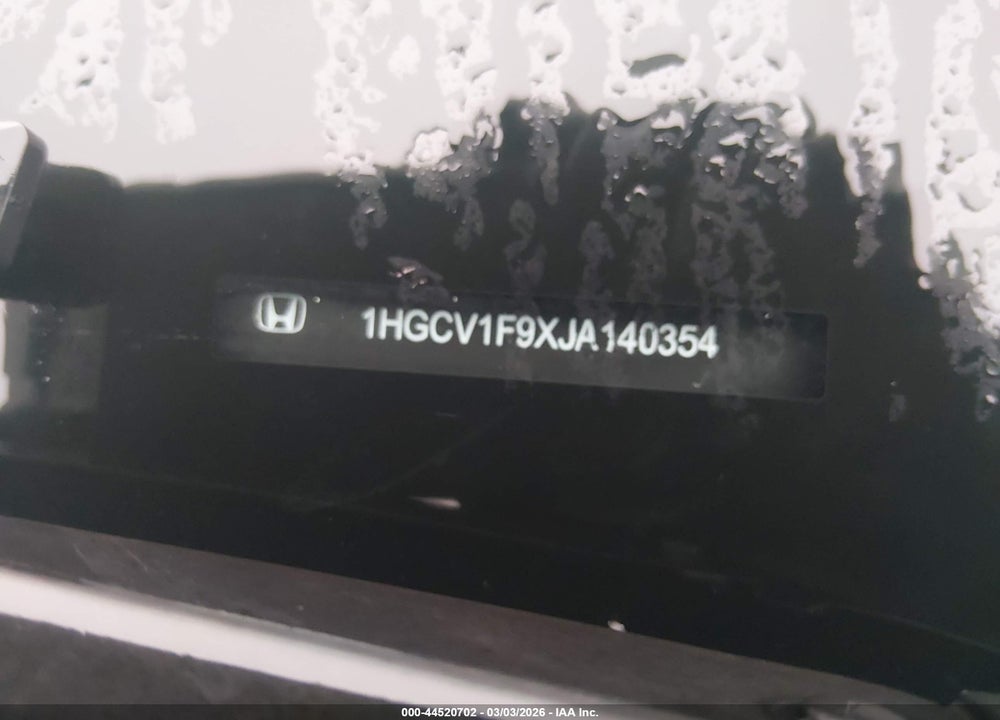 2018 HONDA ACCORD TOURING VIN: 1HGCV1F9XJA140354