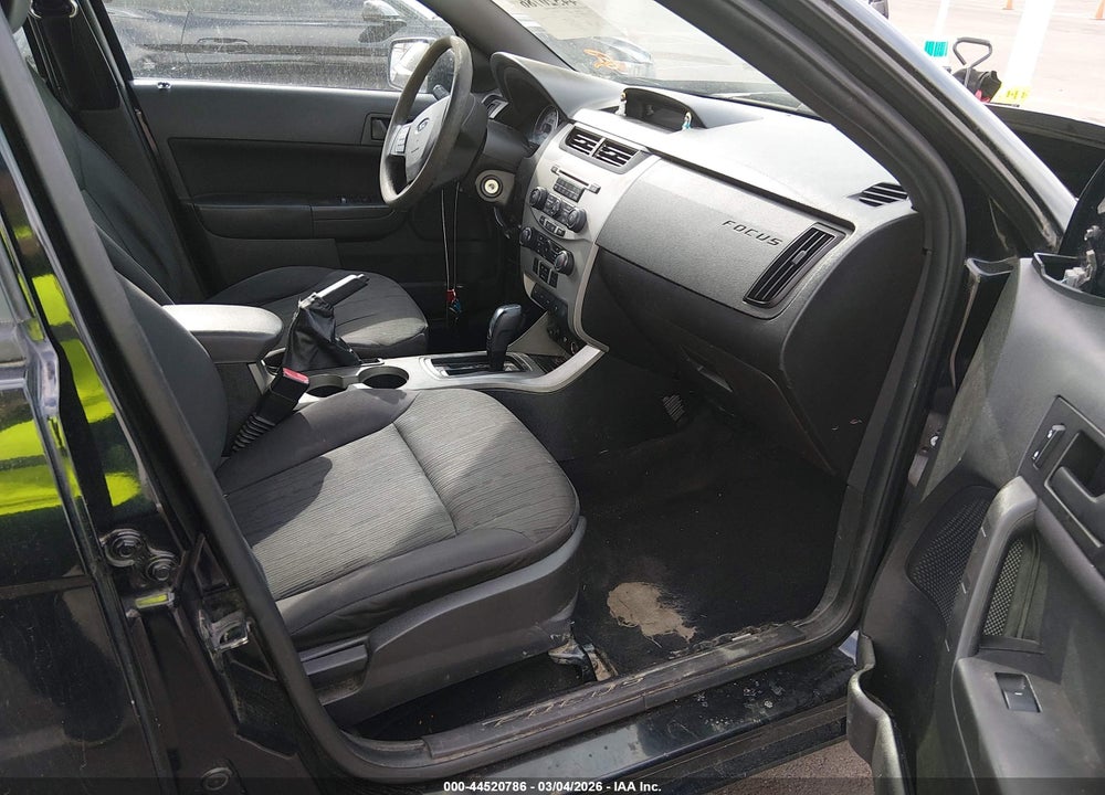 2011 FORD FOCUS SE VIN: 1FAHP3FN5BW202020