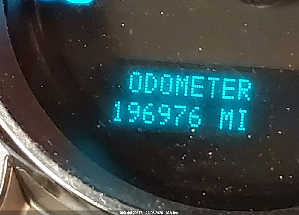 2013 CHEVROLET SILVERADO 1500 LT VIN: 1GCRKSE70DZ305437