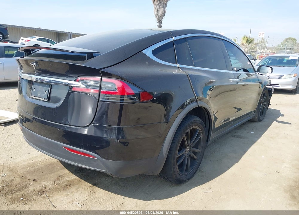 2016 TESLA MODEL X 60D/70D/75D/90D VIN: 5YJXCDE29GF026583