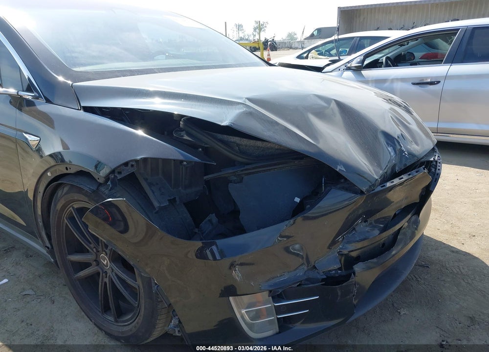 2016 TESLA MODEL X 60D/70D/75D/90D VIN: 5YJXCDE29GF026583